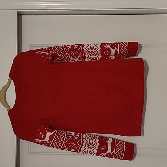 Christmas Sweater 🎄 - Picture 7 of 8